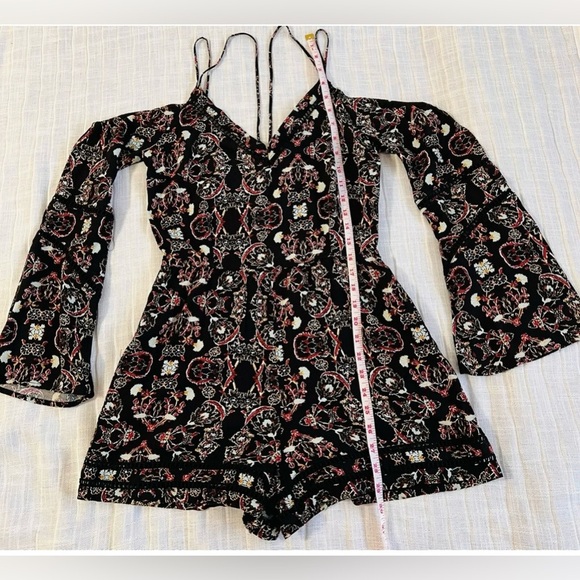 Kendall + Kylie Multi Floral Long Sleeve Romper Black Boho Bohemian Hippie Sz S - Picture 5 of 11